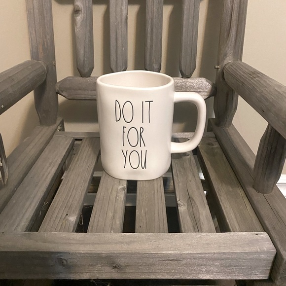 🇺🇸 Rae Dunn “Do it for you” mug